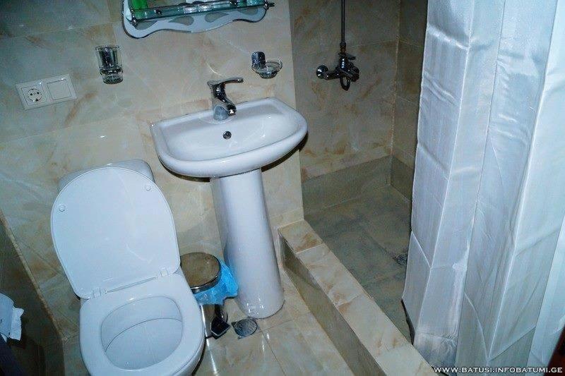 Batusihotel Батумі Екстер'єр фото